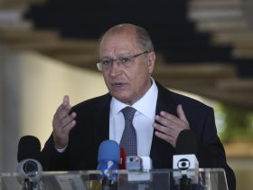 Alckmin diz que baixar juros é muito importante para atrair investimento e crescimento