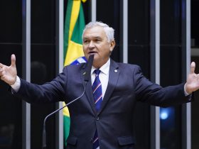 Aliados de Bolsonaro fazem investida contra ‘revogaço’ antiarmas