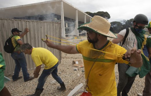 PF prende cinco e procura três radicais em nova fase da Lesa Pátria