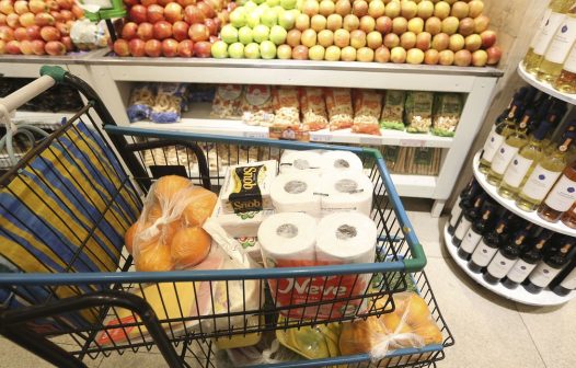 Alimentação e combustível representam 41% do orçamento dos brasileiros