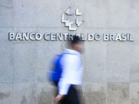 Copom prevê inflação de 5,6% este ano