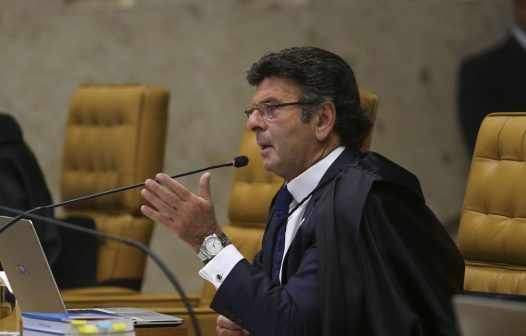 Fux envia para Justiça do Distrito Federal pedido para investigar Bolsonaro