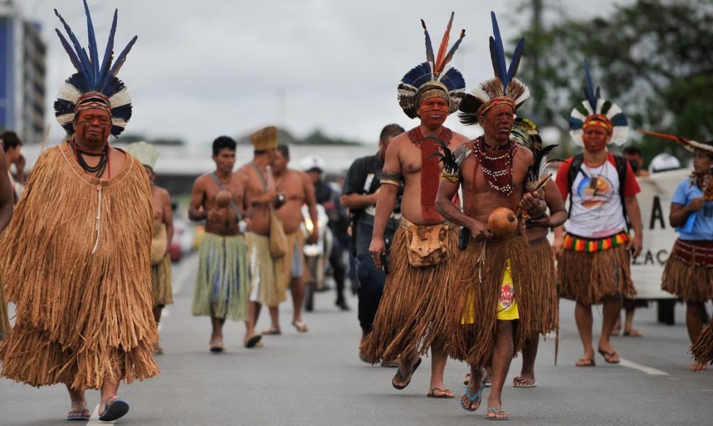 MPF-DF abre inquéritos para investigar gestão Bolsonaro na proteção de indígenas