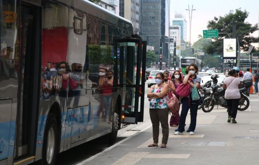 Rotas de ônibus tiveram quedas de preços de até 51% em 2022