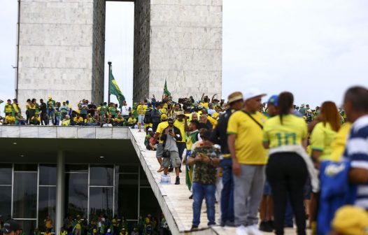 PT cobra punição a Bolsonaro e a militares envolvidos em ação golpista