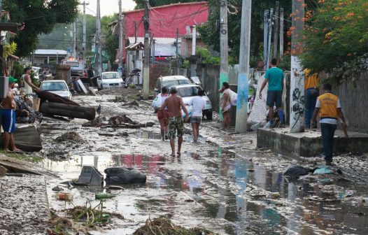 Defensoria dá dez dias para que Prefeitura adote medidas contra chuvas