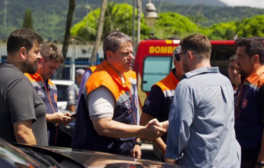 Governador de SP, Tarcísio de Freitas, promete instalar sirenes em pontos críticos