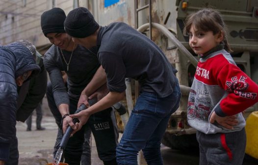 Crianças são mais de um terço dos afetados por terremoto na Turquia