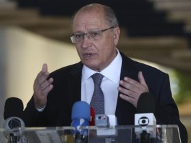 Alckmin diz que reforma tributária tem que ser feita neste ano