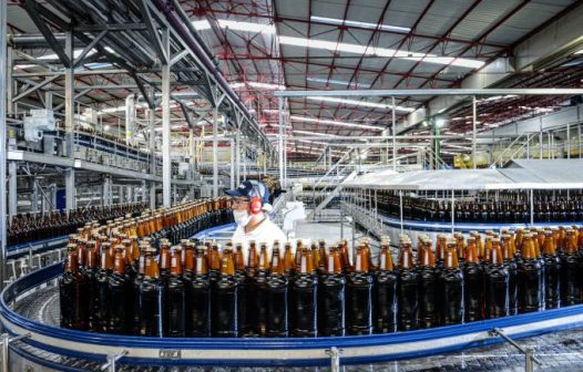 Lucro líquido da Ambev subiu 35,7% e atingiu R$ 5 bilhões