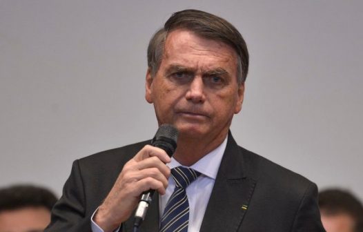 Bolsonaro acusa esquerda de plano para matar Moro e associa caso a Celso Daniel