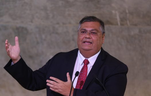 Dino diz que PF está fazendo diligências em inquérito sobre joias de Bolsonaro