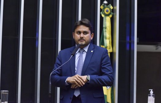 Câmara dos Deputados emprega piloto e gerente de haras do ministro Juscelino Filho