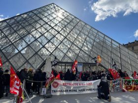 Protesto contra reforma da Previdência na França bloqueia entrada do Louvre