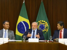 Lula encontra ministros e diz que reunião é ‘o começo de verdade’ do mandato