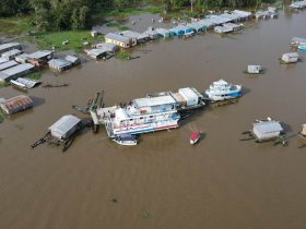 Chuva em Manaus causa deslizamento e deixa ao menos oito mortos