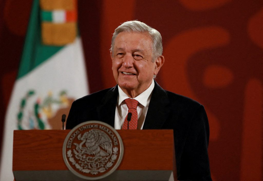 Órgão eleitoral do México é mais popular que o presidente Andrés Obrador