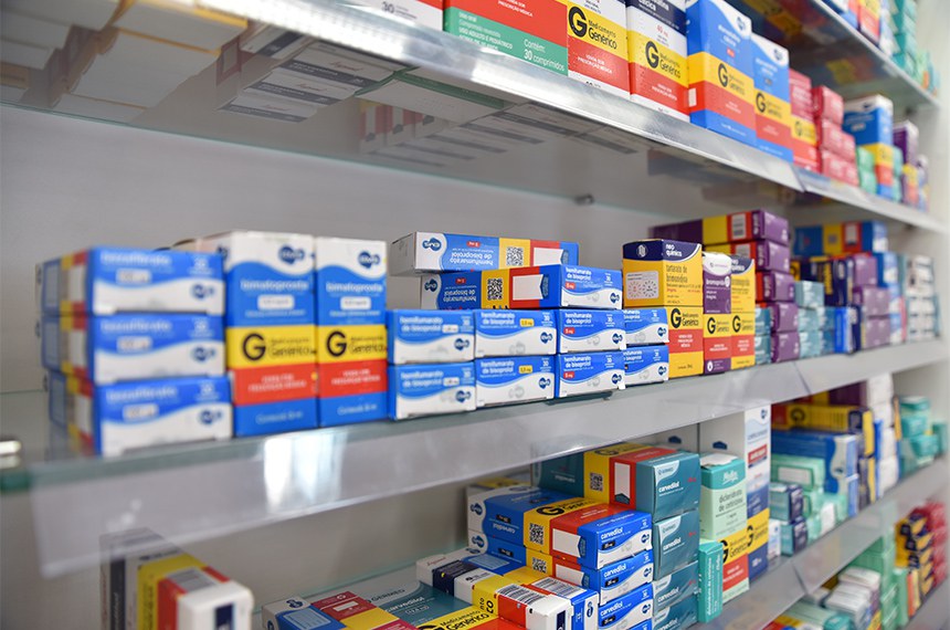 Preços de medicamentos para hospitais acumulam queda de 4,96%