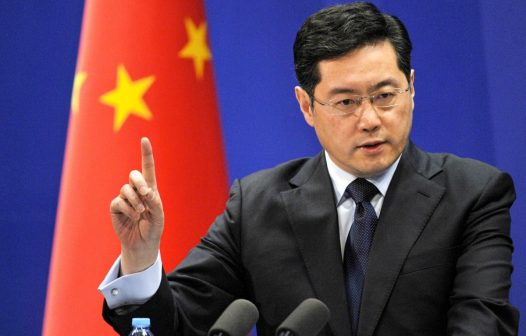 Ministro da China faz duras críticas aos EUA