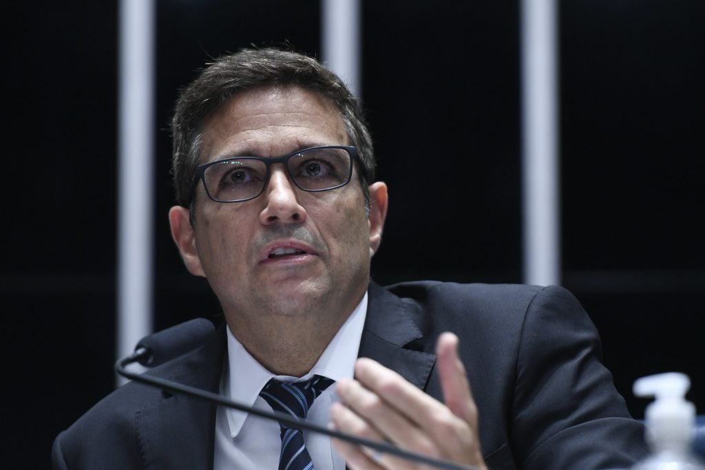 Campos Neto diz que não se consegue estabilidade social com inflação descontrolada