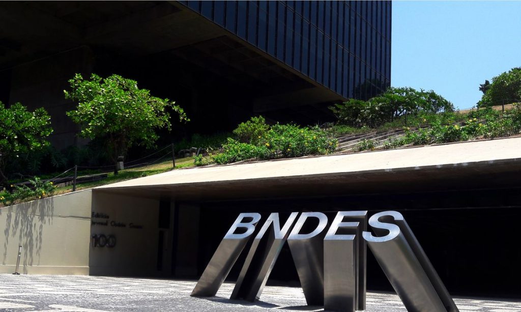 BNDES anuncia investimento de até R$ 1,45 bilhão em fundos