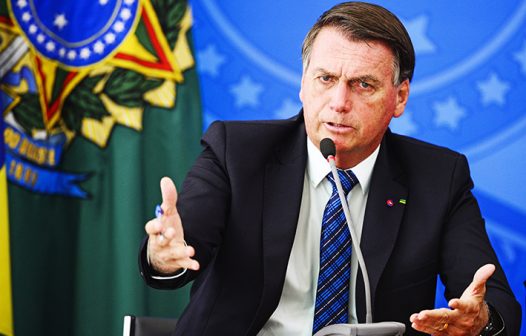 Bolsonaro manda PL votar contra remuneração de big techs por conteúdo jornalístico