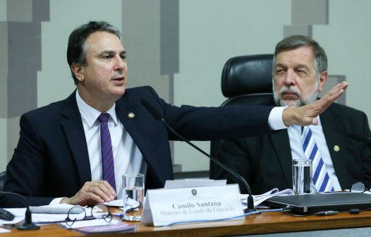 Ministro da Educação apresenta ao Senado calendário para revisão do ensino médio