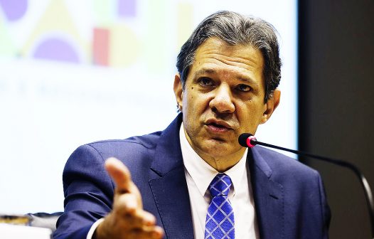 Haddad diz que aumentar a isenção do IR para R$ 4 mil em 2025 é possível