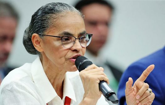 Marina Silva critica retirada de atribuições do seu ministério