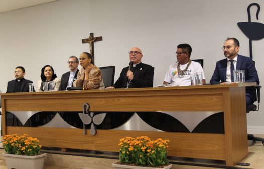 Marina Silva diz que destruir presente de Deus é ingratidão