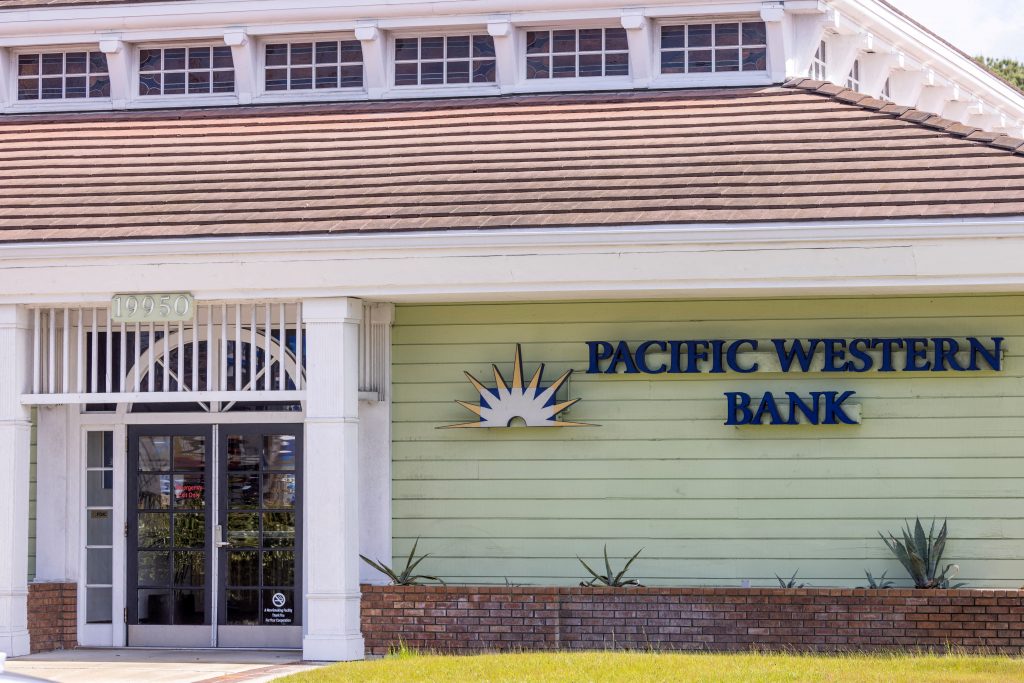 PacWest diz ter registrado saída de depósitos após o fechamento do First Republic