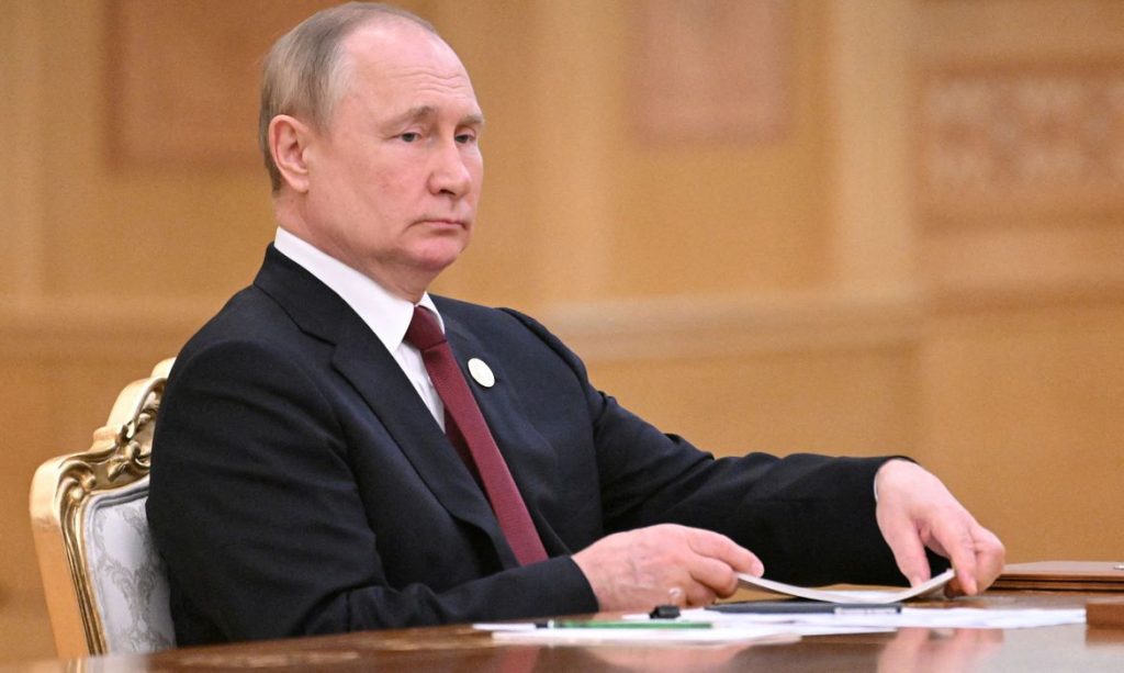 Putin acusa o Ocidente de desencadear uma “guerra” contra a Rússia