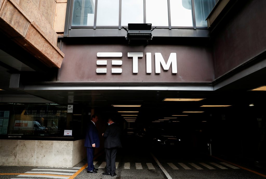 TIM registra prejuízo de 689 milhões de euros no primeiro trimestre