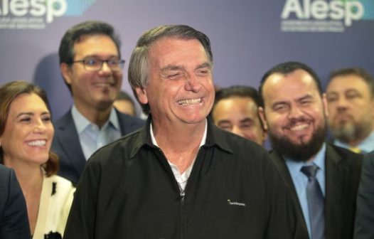 Bolsonaro diz que ‘não é justo’ associar reunião com embaixadores a ‘ataque à democracia’