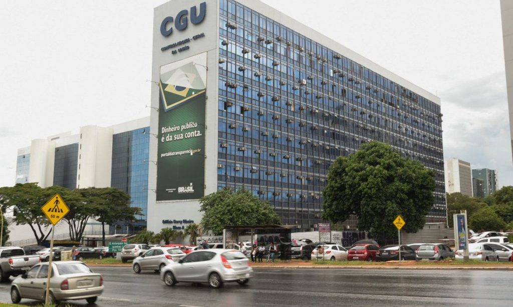 CGU vê vulnerabilidades na emenda do auxílio emergencial