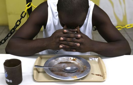 Famílias chefiadas por pessoas negras são mais atingidas pela fome