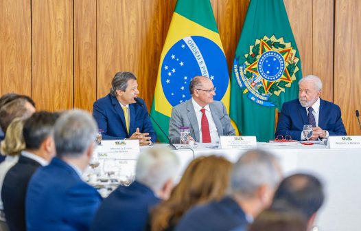 Lula recebe empresário do varejo no Planalto