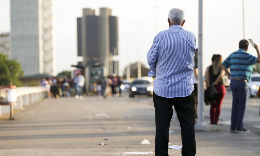 Governo promove ações de enfrentamento à violência contra pessoas idosas