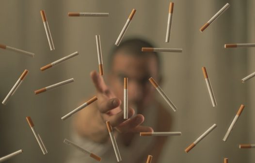 Fumantes usam 8% da renda familiar per capita para compra de cigarros