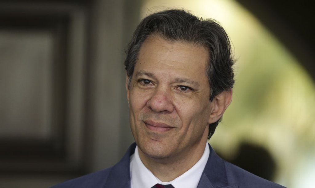 Haddad defende que desoneração da folha seja discutida junto com IR