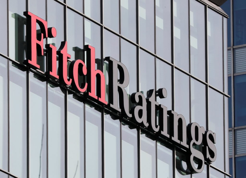 Fitch eleva rating do Brasil de BB- a BB, com perspectiva estável