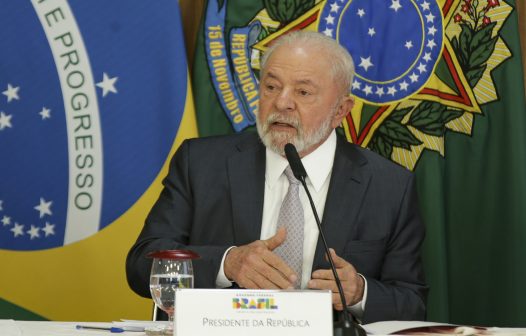 Lula tem mais pedidos de impeachment em 6 meses do que em todo 2º mandato