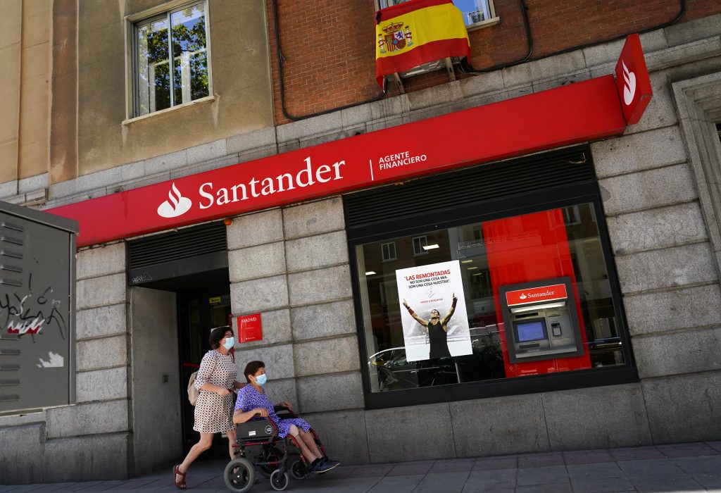 Santander Brasil teve lucro de R$ 2,3 bilhões no 2º trimestre