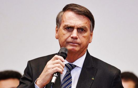 Bolsonaro fará depósito judicial de R$ 1 milhão para pagar multas