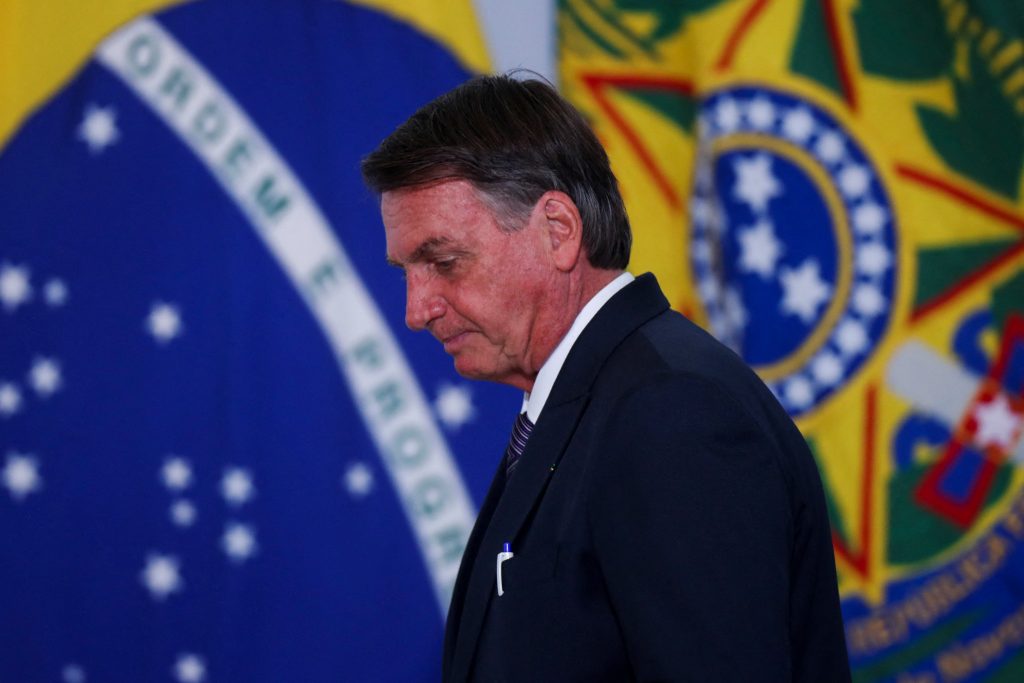 Rolex entregue a Bolsonaro foi feito sob encomenda