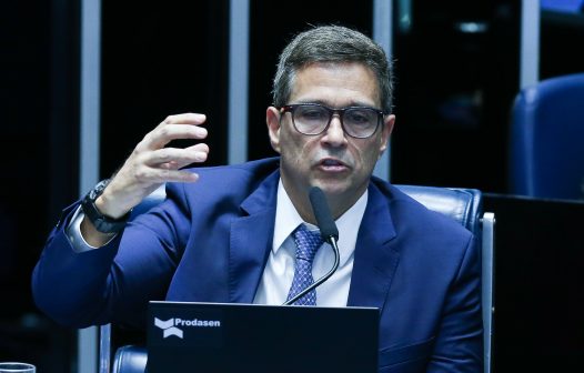 Campos Neto diz que juro do rotativo é um problema complexo