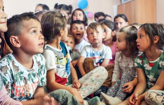 Guerra gera perda na aprendizagem entre jovens ucranianos