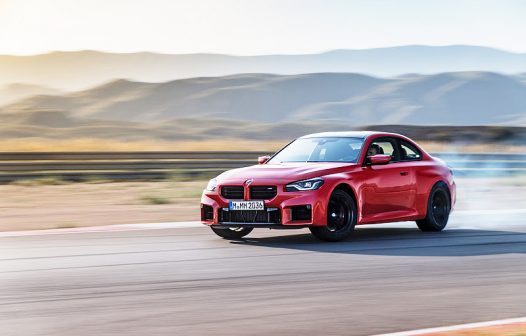 BMW M2 chega ao Brasil completamente renovado