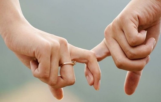 A diferença entre namoro, união estável, casamento e os direitos hereditários