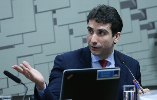 Galípolo diz que BC tem de perseguir meta de 3%